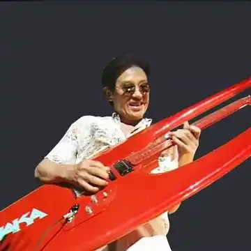Takanaka Surfboard Guitar